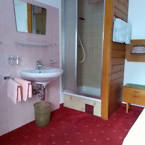 Kamer met een Queen Size Bed